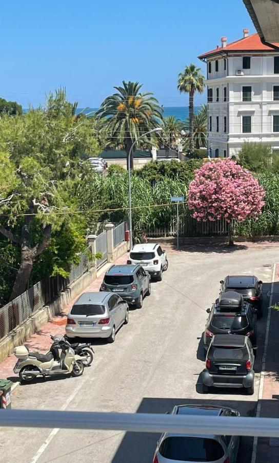 Da Cate - Appartamento Al Mare Grottammare Exteriör bild