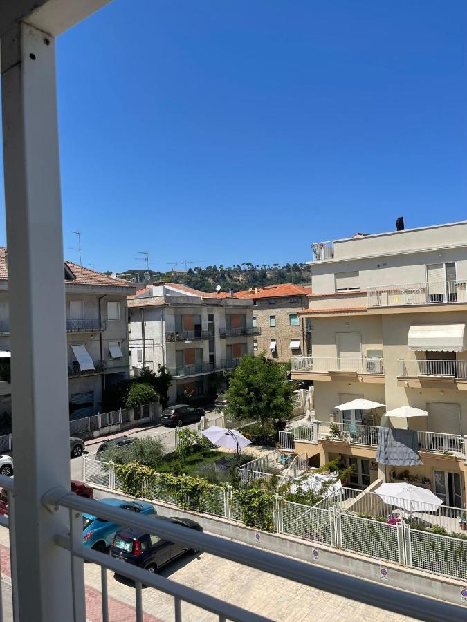 Da Cate - Appartamento Al Mare Grottammare Exteriör bild